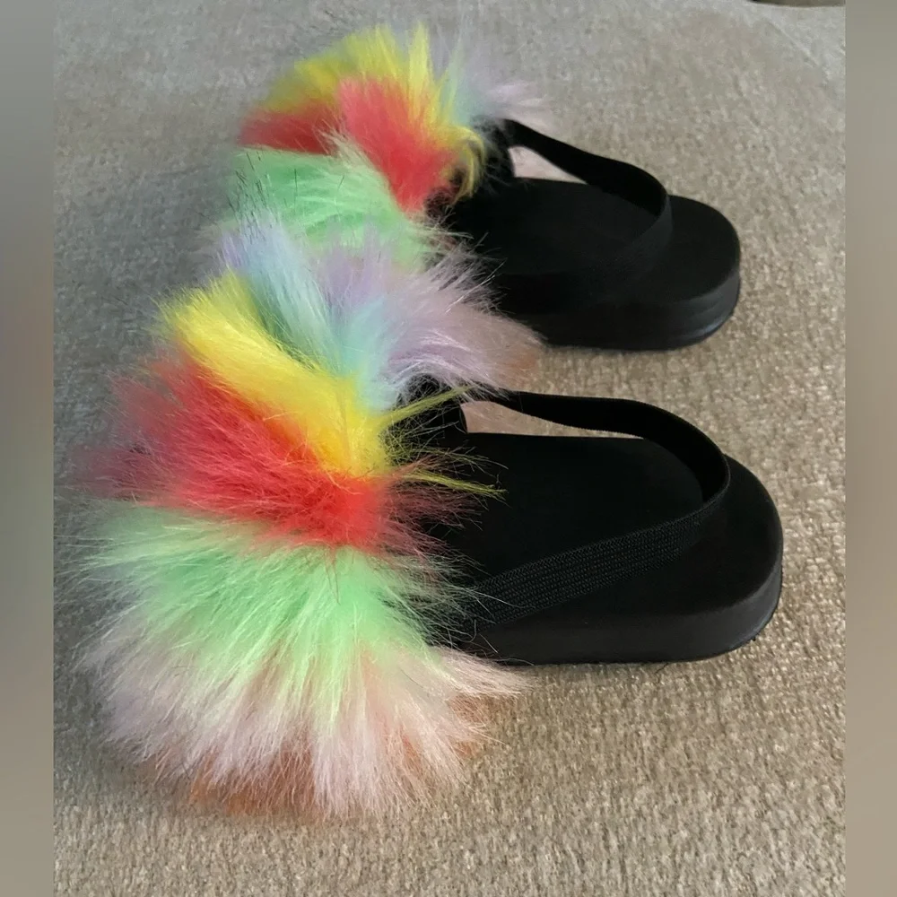 UNBRANDEDED FAUX FUR GIRLS SANDALS